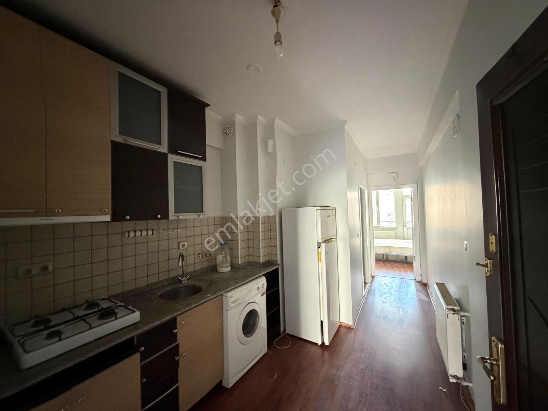 Akademi'den Cadde Yakını Balkonlu Eşyalı 1+1 Kiralık Daire - Görsel 4