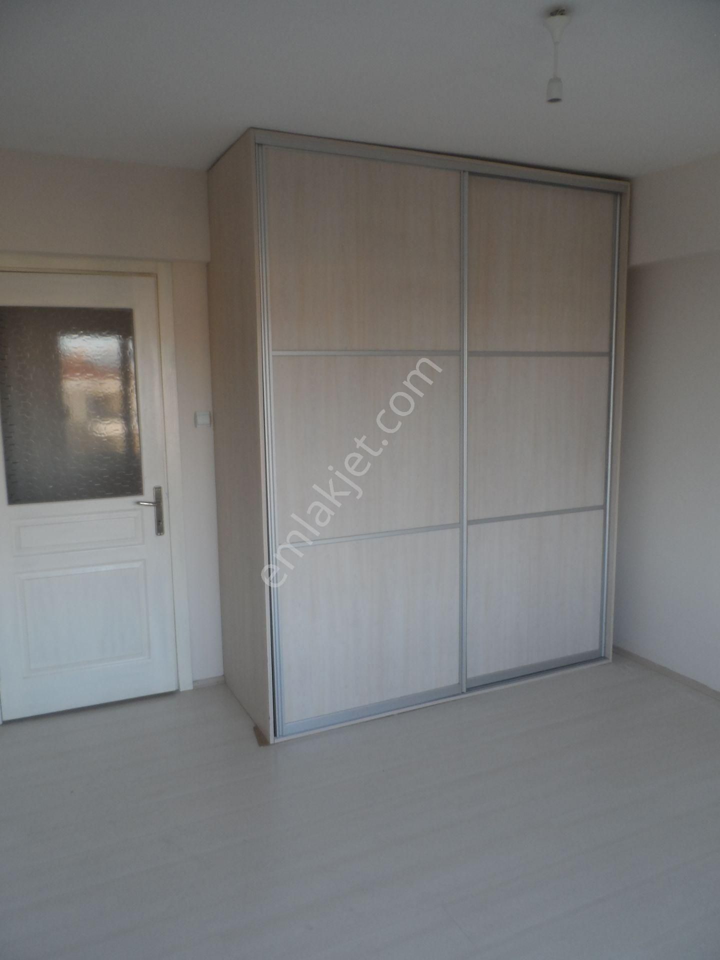 Nazilli Ege Emlak Ofisinden Zafer Mh. Site İçinde, Doğalgaz Kombili, Açık Otoparklı Kiralık Daire - Görsel 20