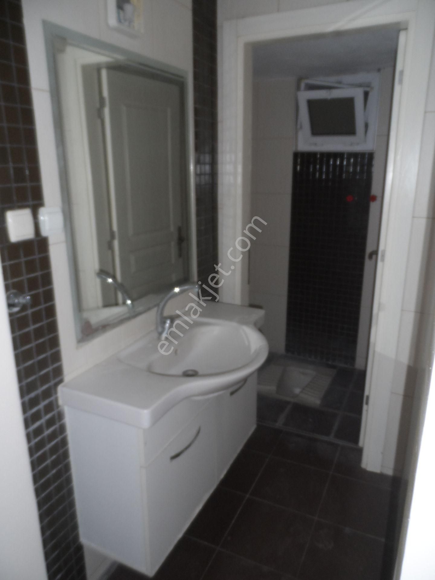 Nazilli Ege Emlak Ofisinden Zafer Mh. Site İçinde, Doğalgaz Kombili, Açık Otoparklı Kiralık Daire - Görsel 28