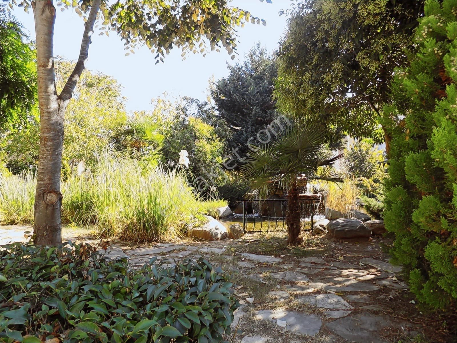 Çengelköy Ata-2 Sitesinde 1. Kısımda 300 M2 Triplex Villa - Görsel 7