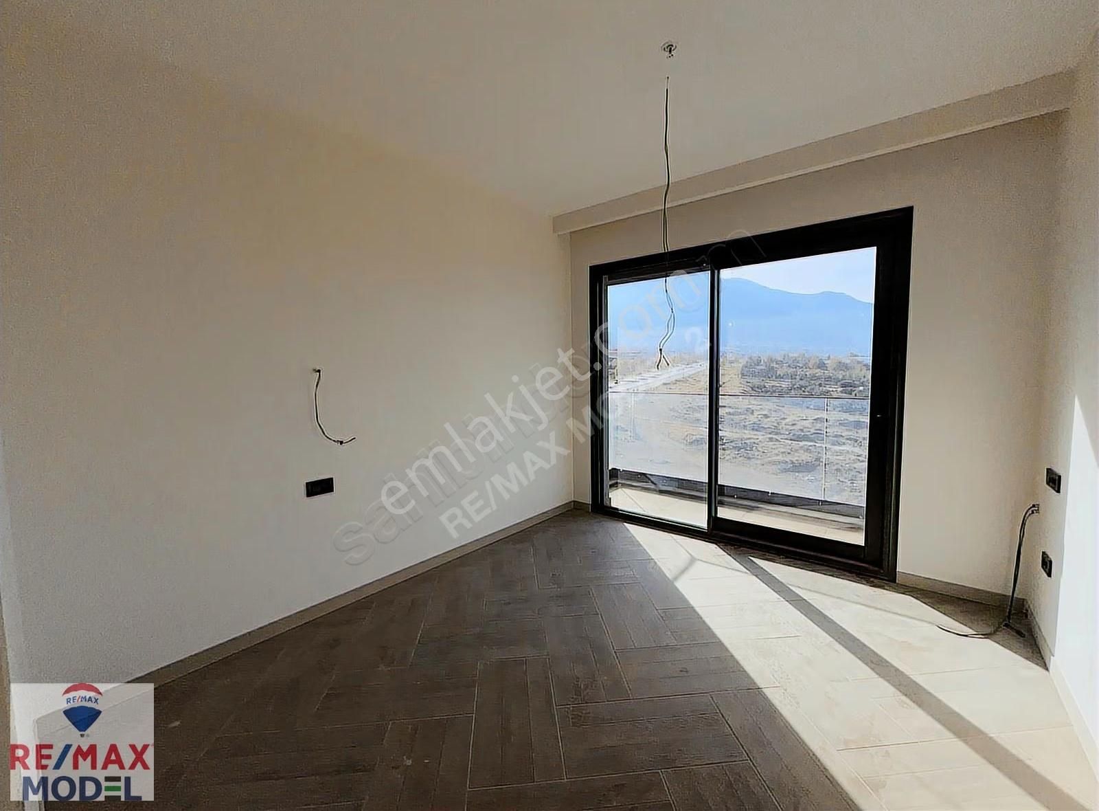 Remax Model'den D'life Metropol'de 4.5+1 Satılık Lüks Daire - Görsel 7