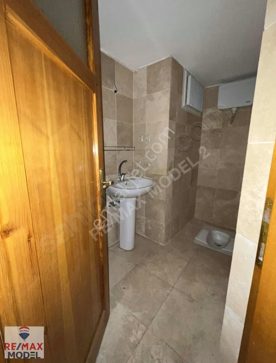 Remax Model Den Mimar Sinan Caddesinde 3+1 Ara Kat Satılık Daire - Görsel 6