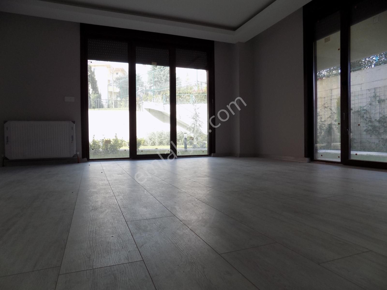 Çengelköyde____güvenlikli Butik Sitede 100 M2 Keyifli Daire - Görsel 26