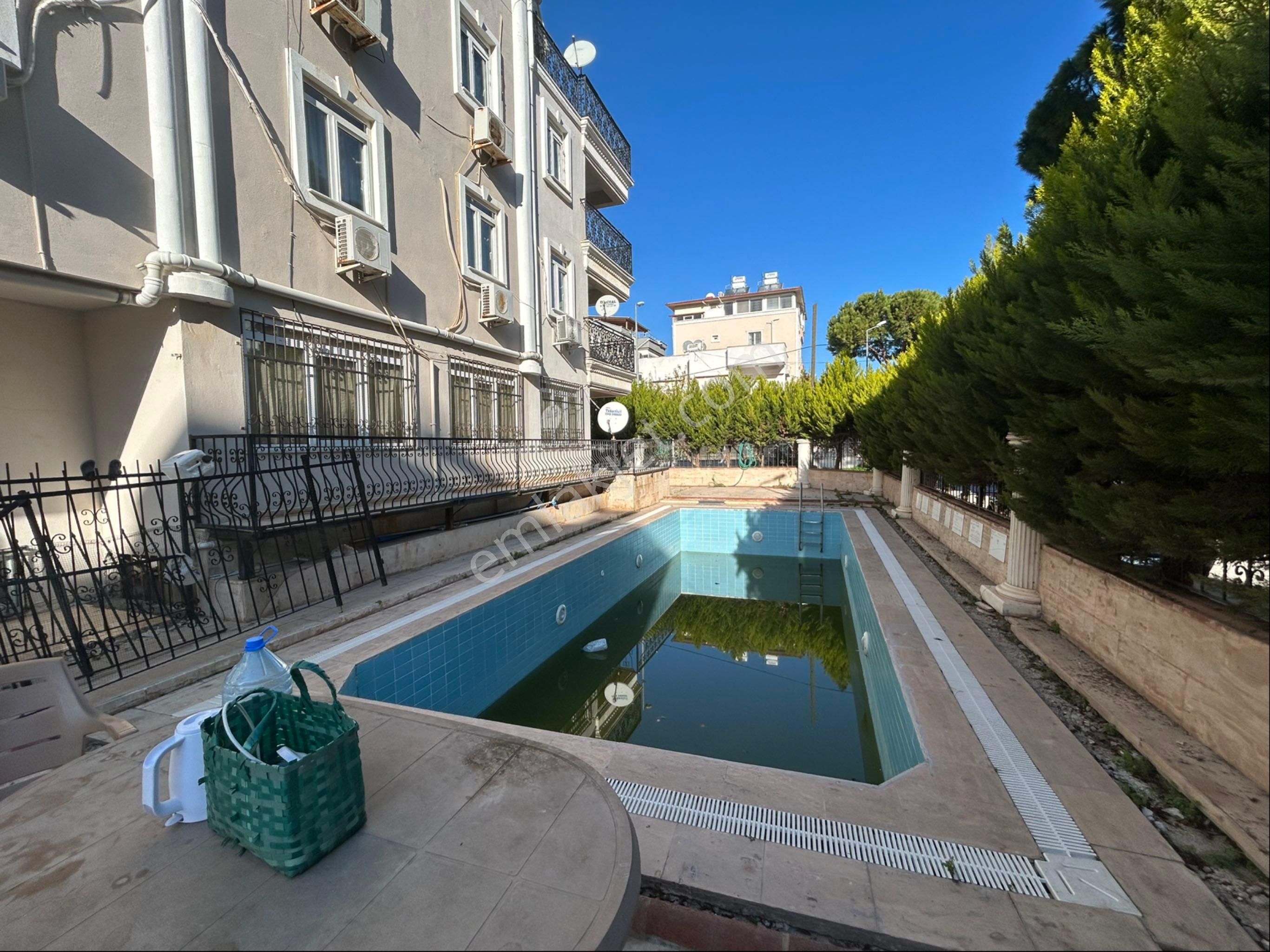 Altınkum Sahile 150 Mt Mesafede 2+1 Ayrı Mutfak Daire - Görsel 2