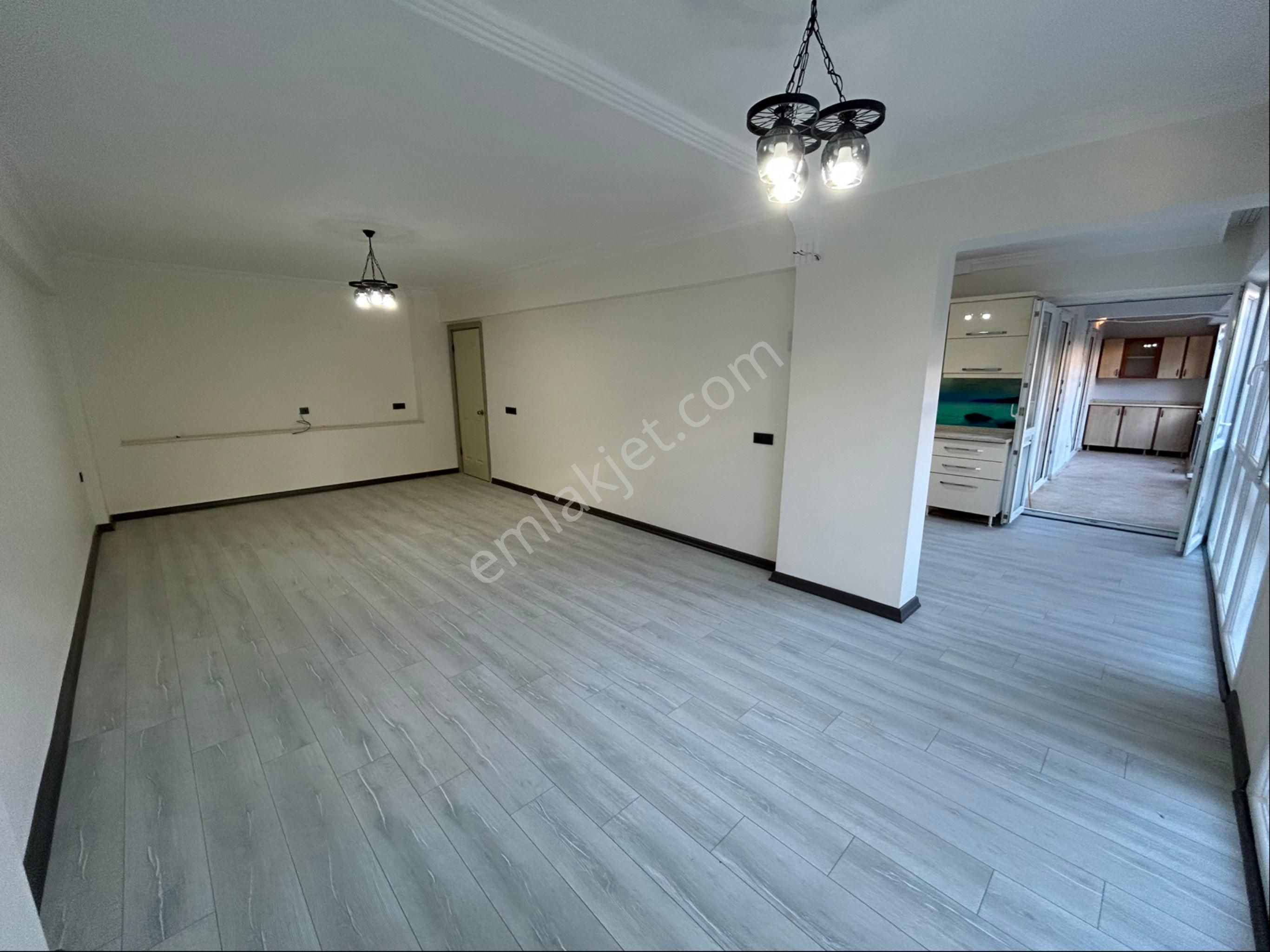 Altınkum Sahile 150 Mt Mesafede 2+1 Ayrı Mutfak Daire - Görsel 8