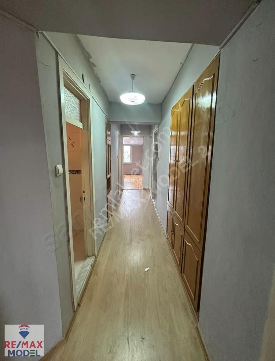Remax Model Den Çaybaşı Caddesinde 3+1 Satılık Daire - Görsel 2