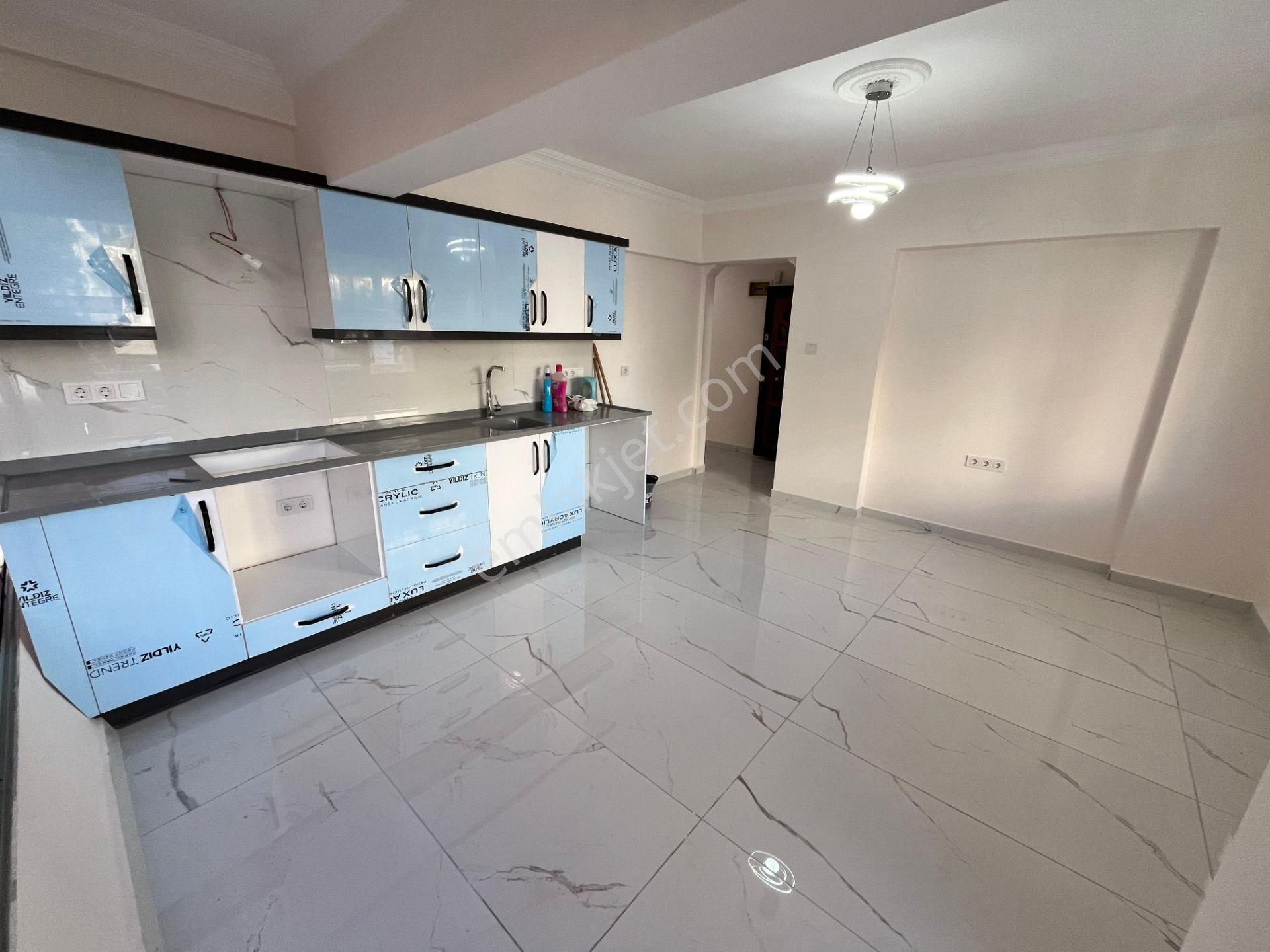 Didim Altınkum Mahallesinde Ön Cephe Satılık 2+1 Daire - Görsel 2