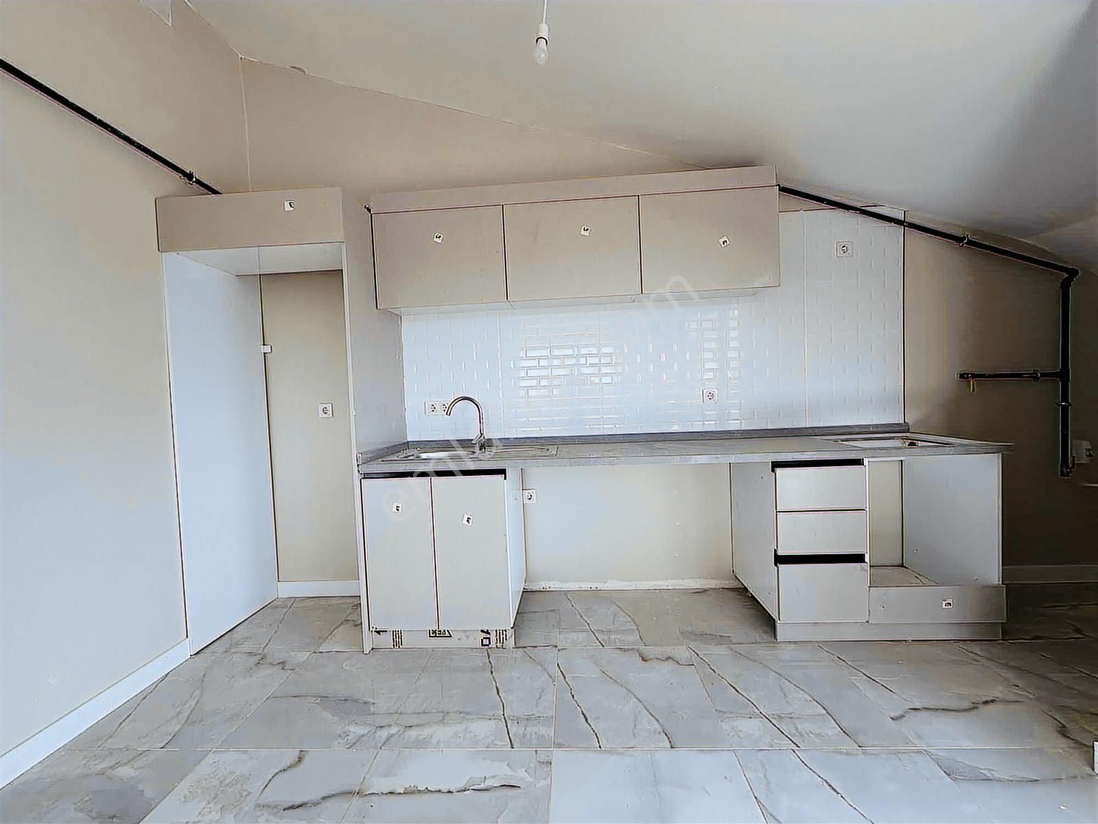 Bahçelievler Mh. Güvenlikli Sitede Geniş-ferah 4+1 Dublex Daire - Görsel 23