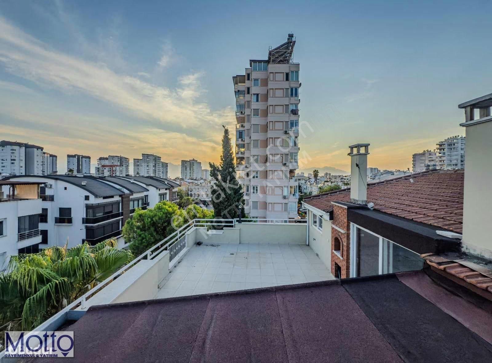 Eski Lara Yolunda (2+1 3+1 Kullanımlı ) Kiralık Daire - Görsel 3