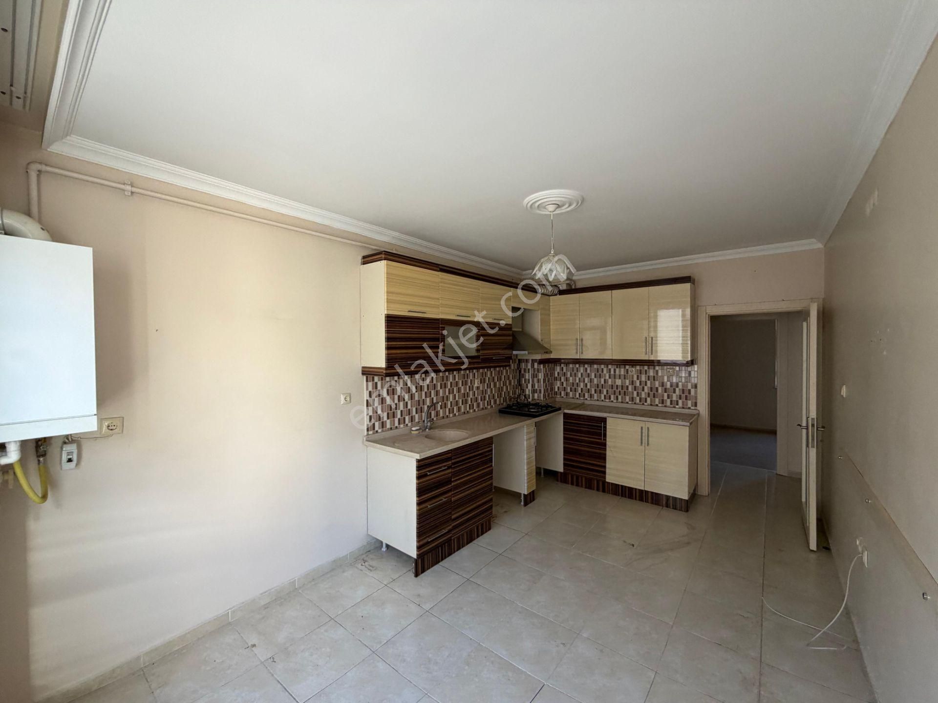 Akademi'den Espark Yakını Ara Kat Balkonlu Ebeveyn Banyolu 3+1 - Görsel 5