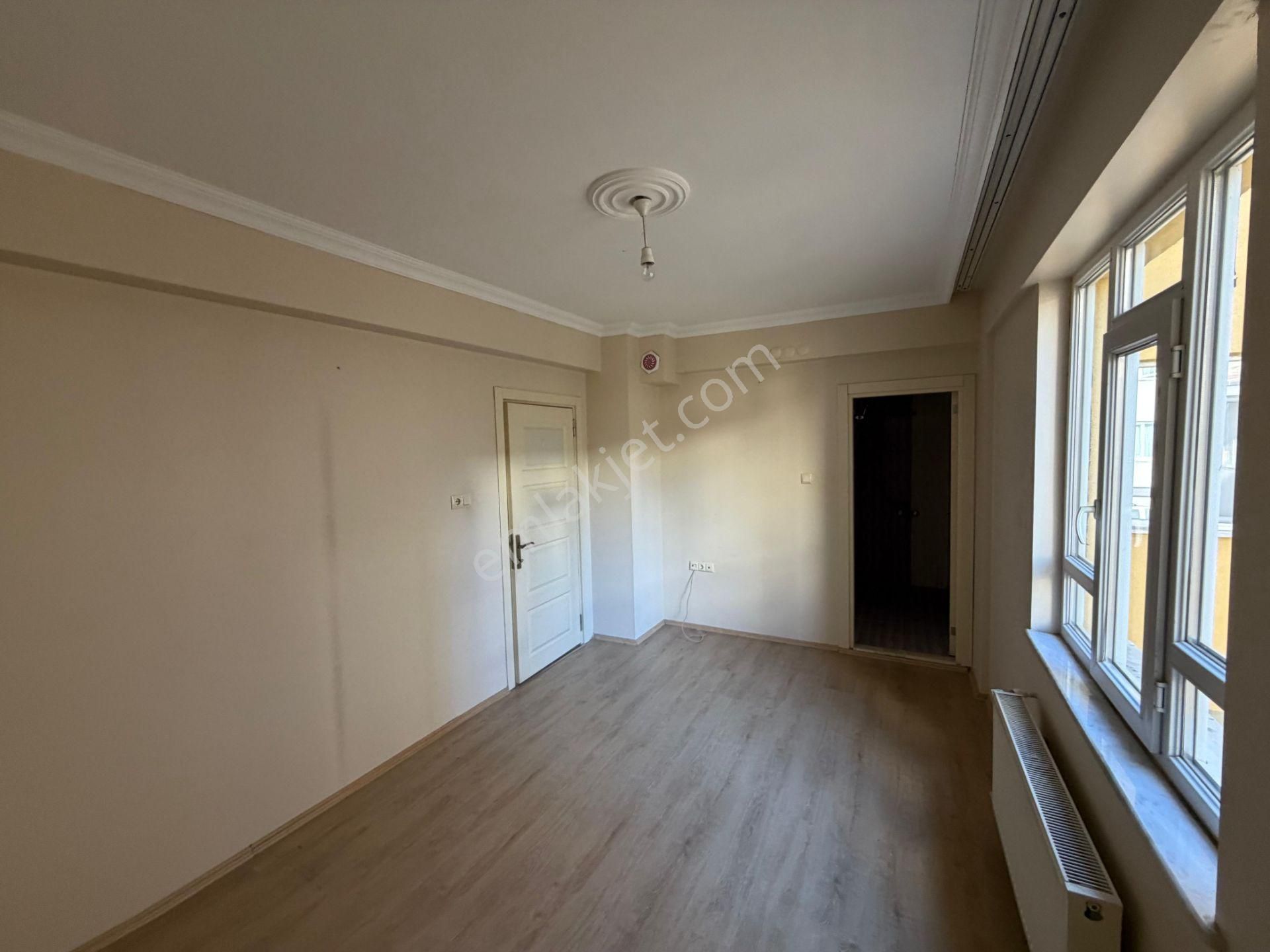 Akademi'den Espark Yakını Ara Kat Balkonlu Ebeveyn Banyolu 3+1 - Görsel 19