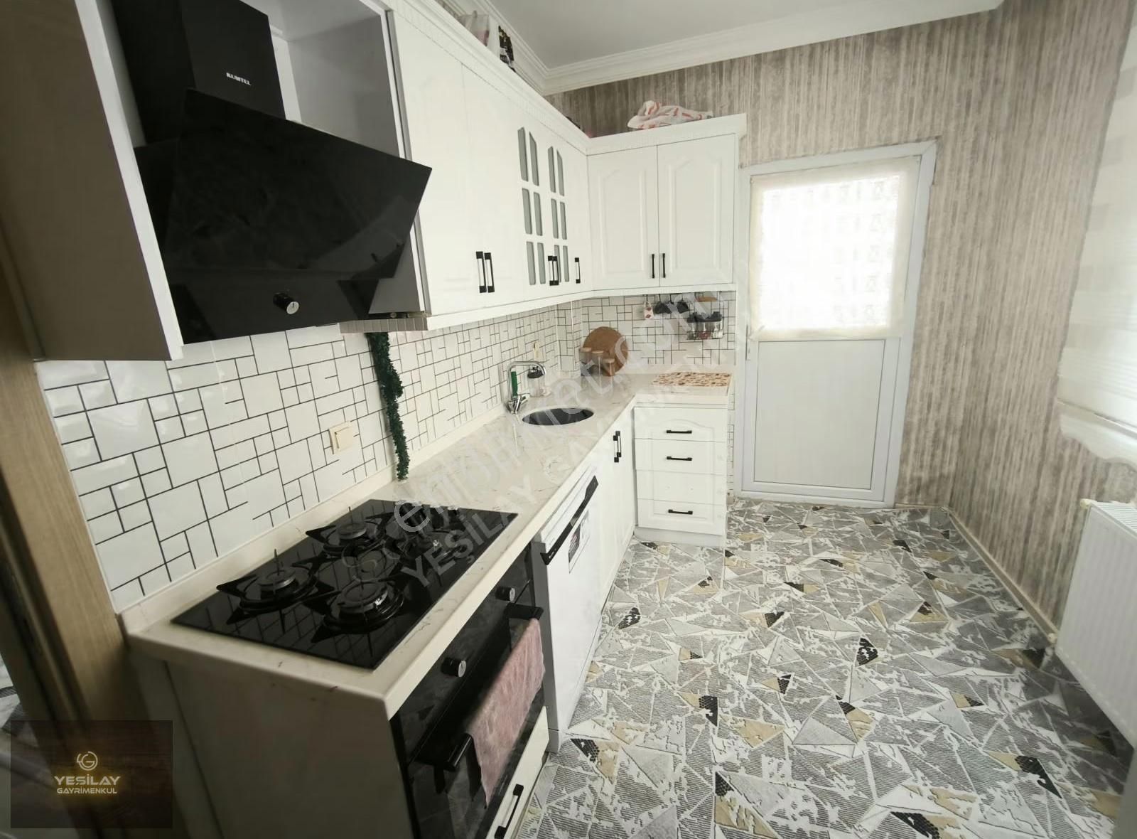 Yeşilay Gayrimenkul Den Seyrantepede 2+1 Satılık Daire - Görsel 3