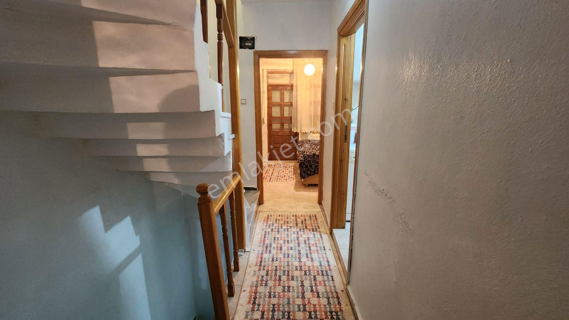 Akçay Porte Emlak'tan Güre'de Satılık Villa - Görsel 20