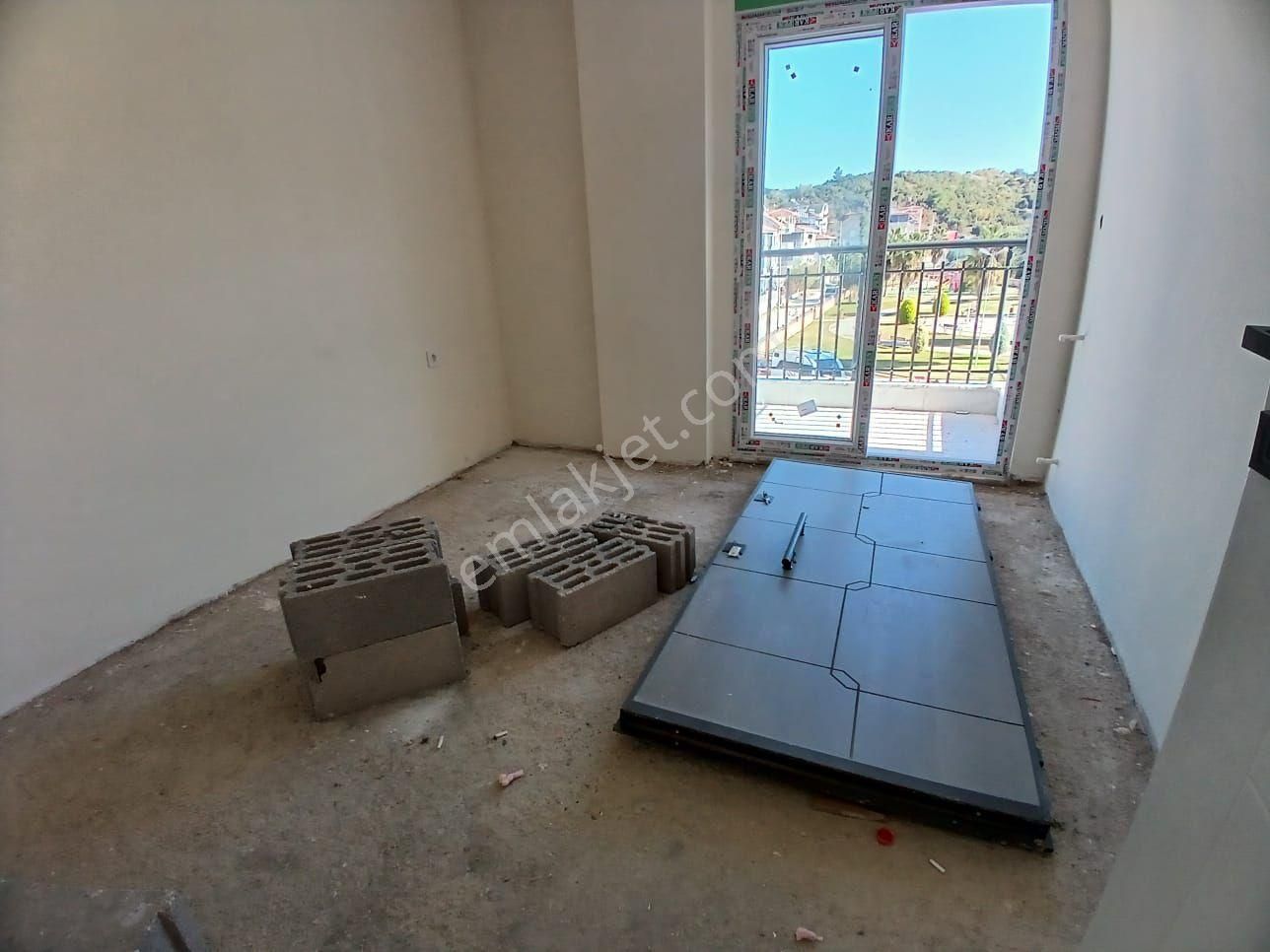 Ilıca Bölge Trafik Arkası Satılık Ara Kat 2+1 Sıfır Daire - Görsel 4