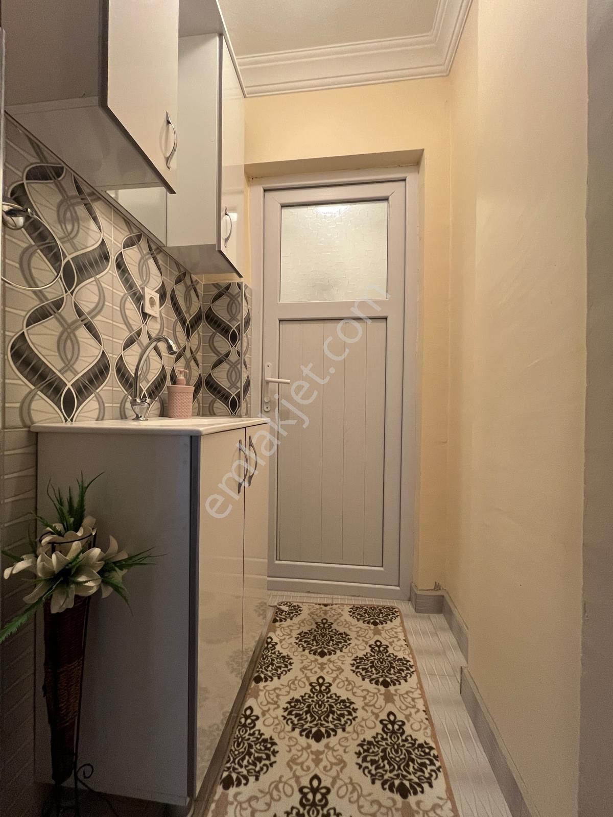 Beyoğlu'ndan Ara Kat Asansörlü Full Yapılı Masrafsız 3+1 - Görsel 28