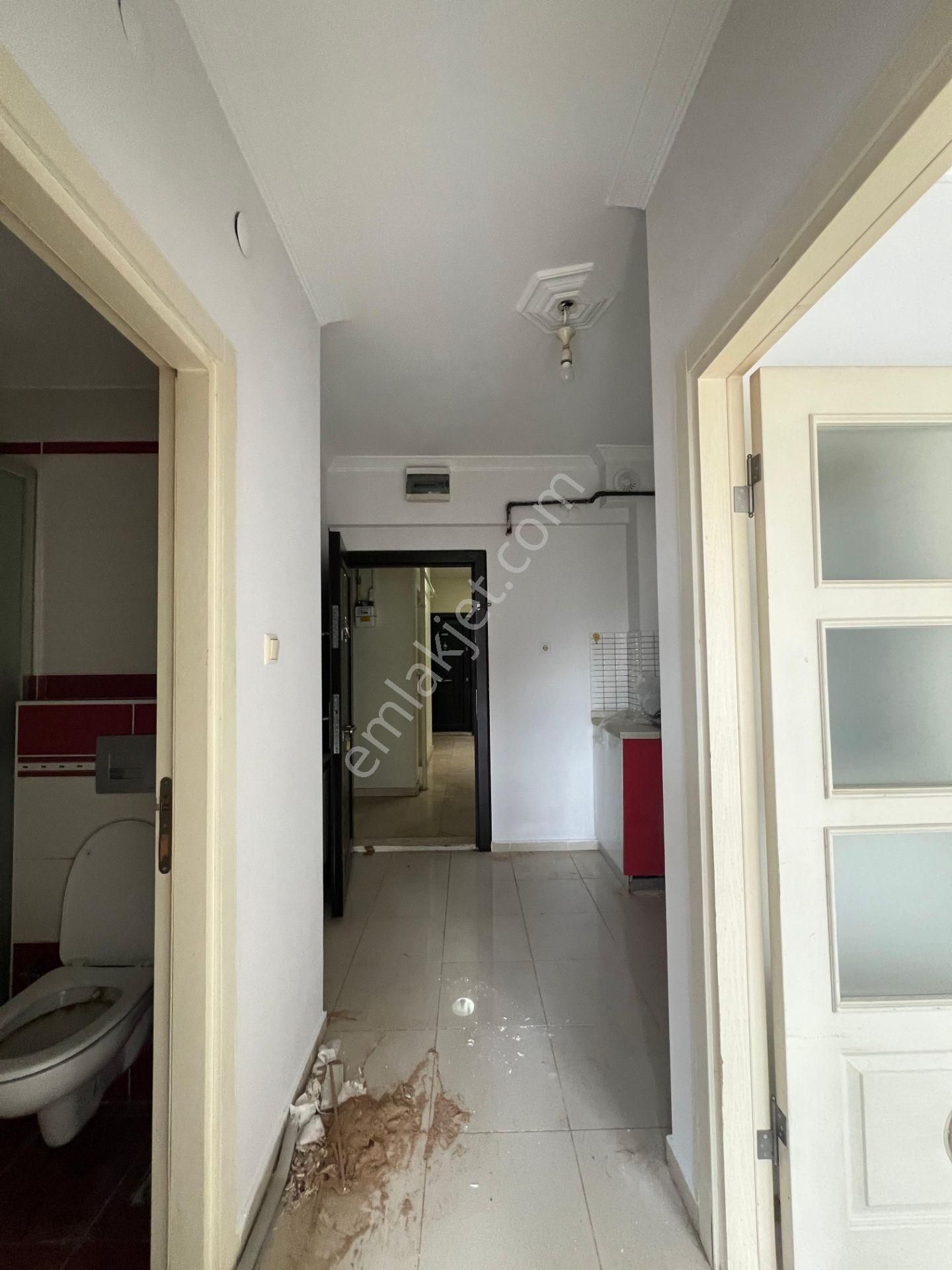 Akademi'den Bahçelievler'de Asansörlü 1+1 Kiralık Daire - Görsel 10