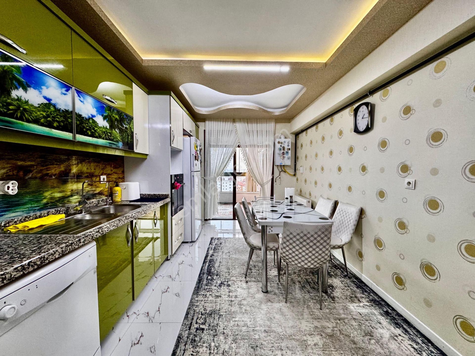 Kalecik Emlak'tan Full Donalımlı Lüx Sitede Manzaralı 4+1 Daire