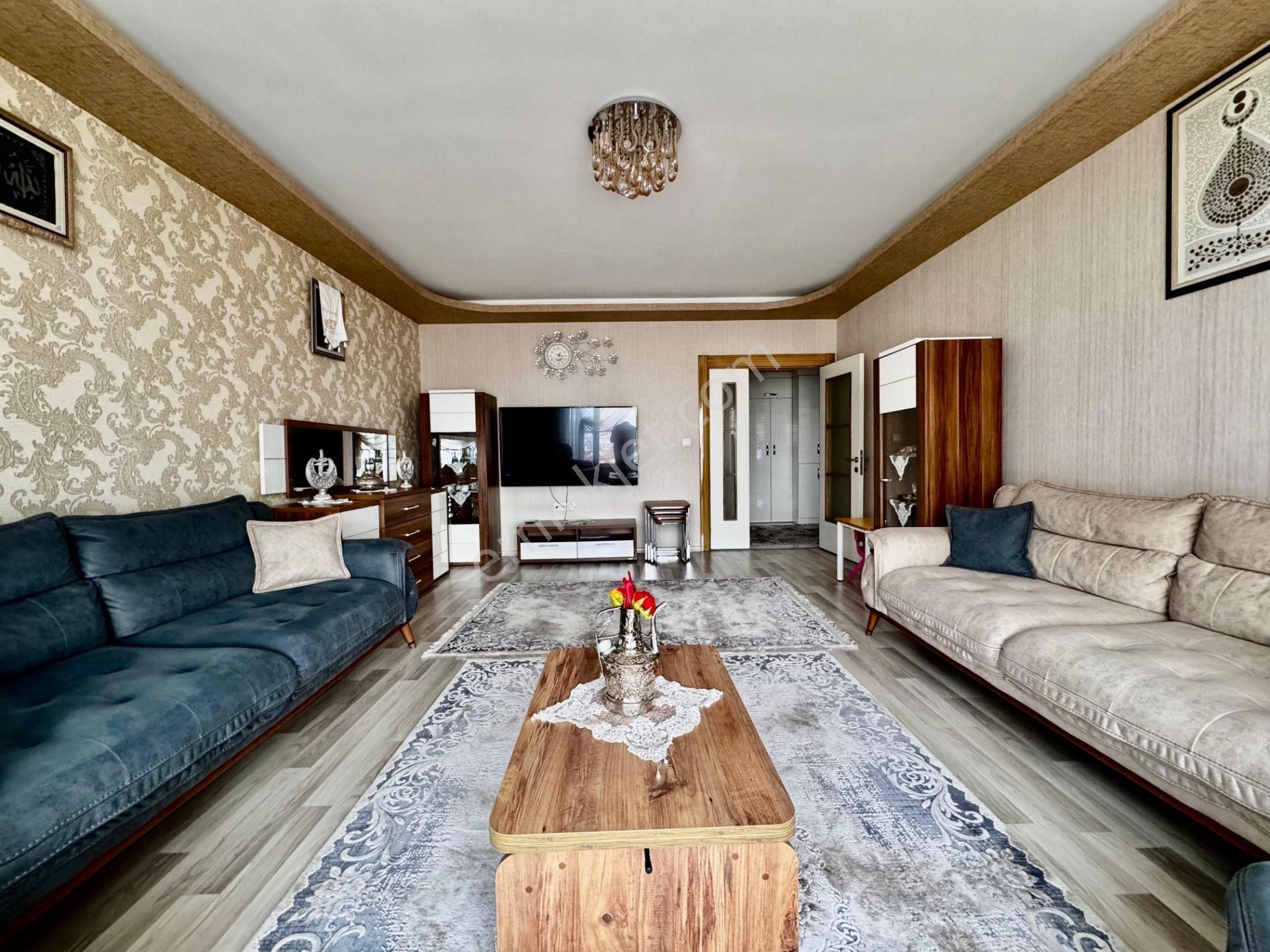 Kalecik Emlak'tan Full Donalımlı Lüx Sitede Manzaralı 4+1 Daire - Görsel 4