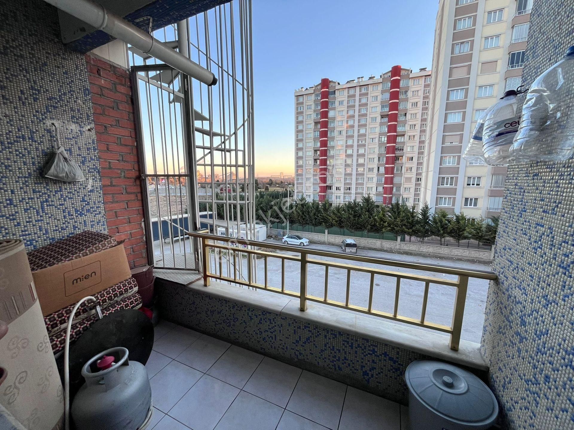 Aras Gyo'dan Sancak Novada Avm Karşısı Site İçi 3+1 Ara Kat Daire - Görsel 17