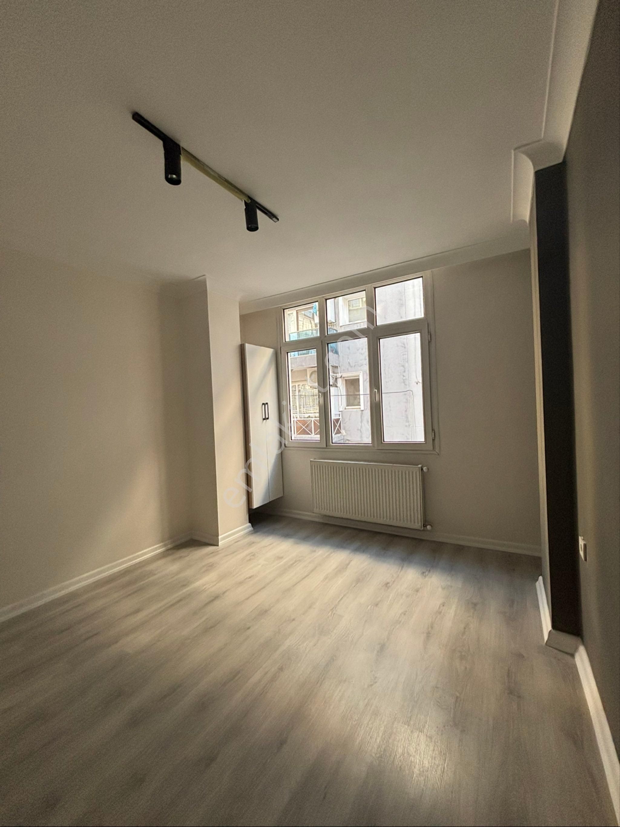 Asilden Güzelyalı Parka Yakın Full Tadilatlı 3+1 Satılık - Görsel 19