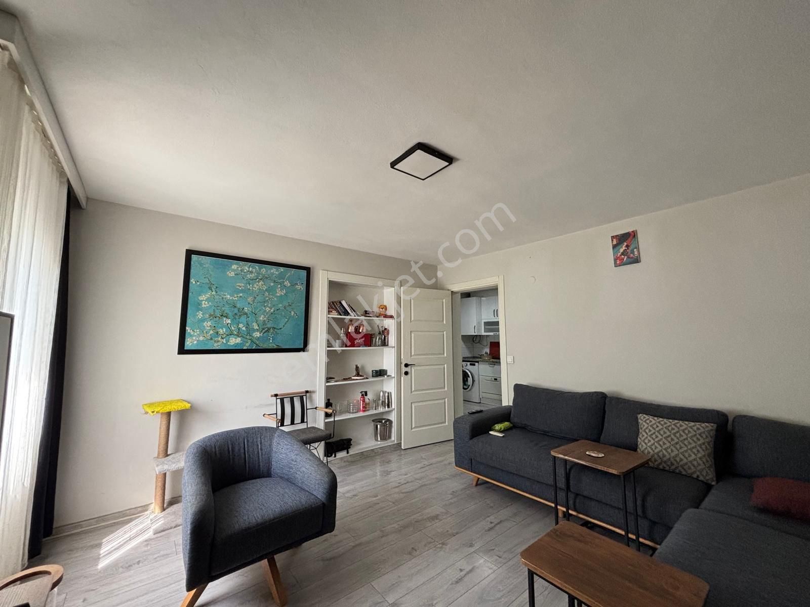 Alsancak Özel Sağlık Hastanesi Karşı 1+1 Eşyalı Masrasız Satılık Daire! - Görsel 2