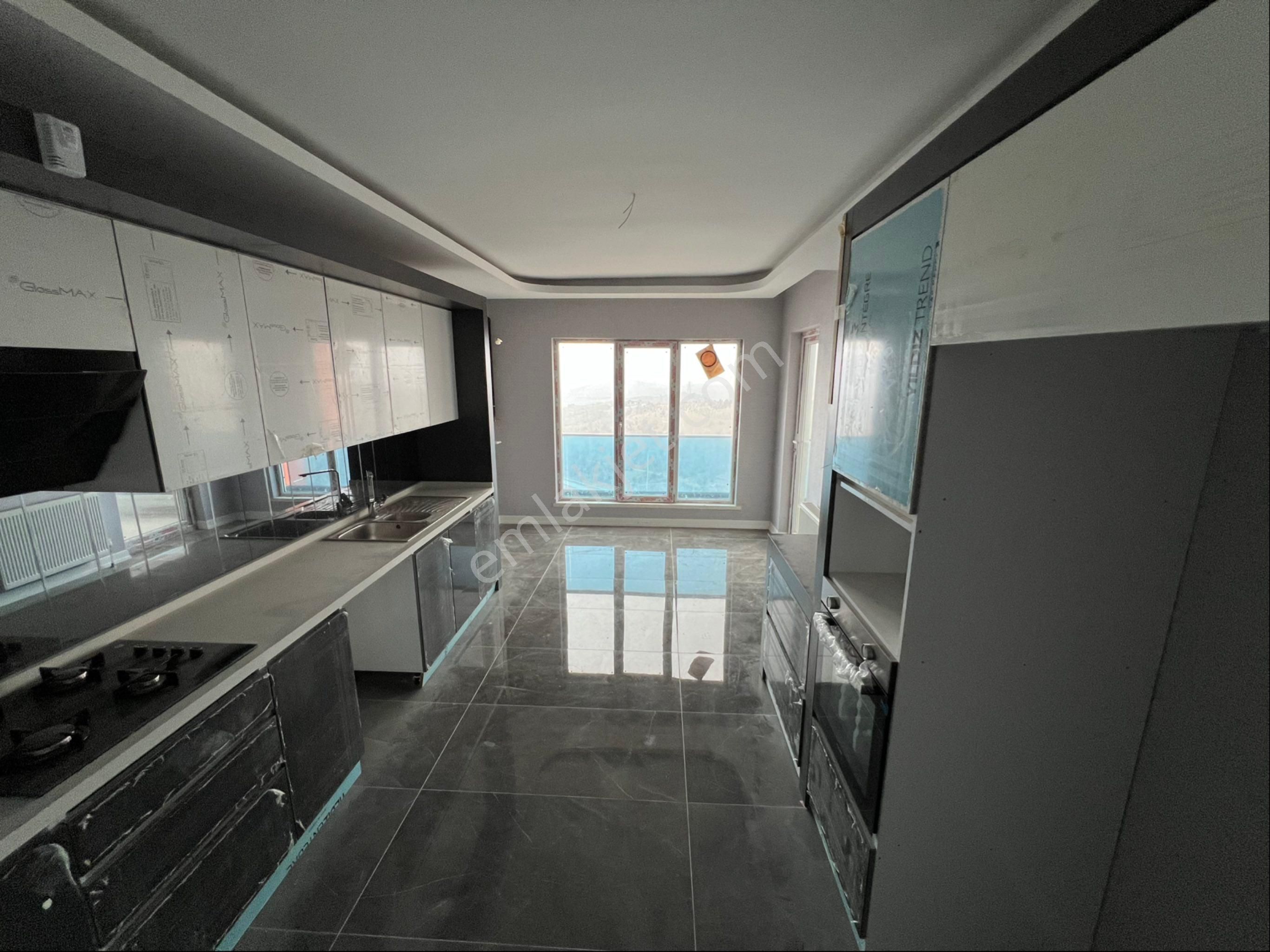 Keçiören Ovacık'da Ultra Lüks 4+1 Giyinme Odalı Satılık Site Dairesi