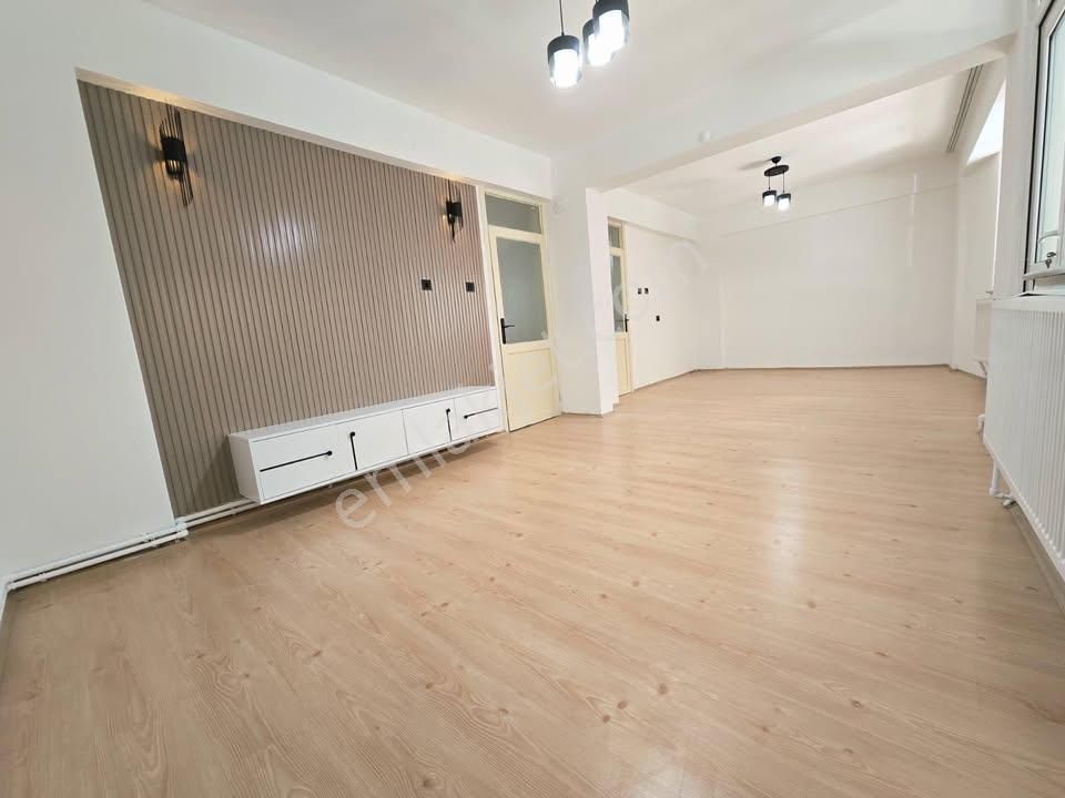 Hacıkaplanlar Mahallesi 3+1 Çift Balkonlu Daire D9