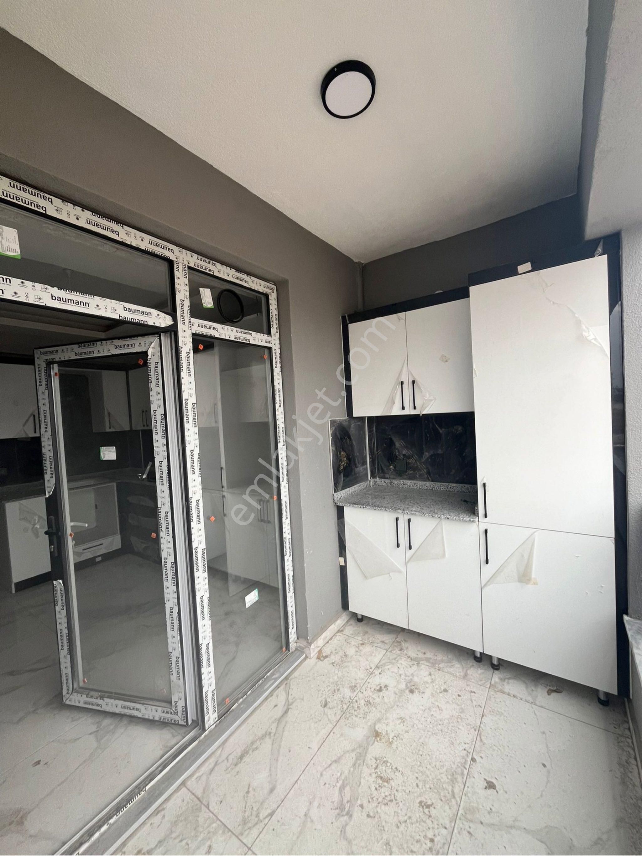 Meram Alakova Mahallesi Gürhan Gayrimenkulden Satılık 2+1 Daire - Görsel 12