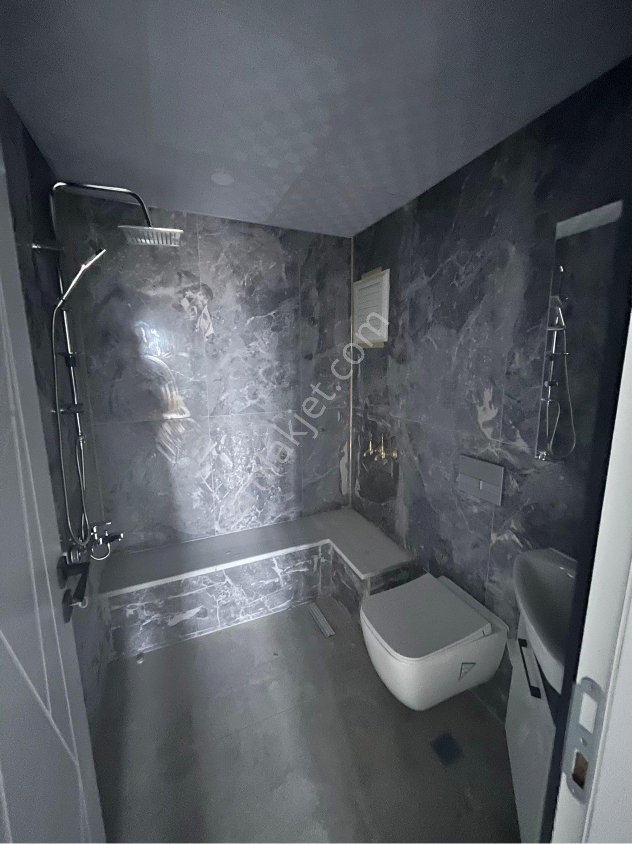 Meram Alakova Mahallesi Gürhan Gayrimenkulden Satılık 2+1 Daire - Görsel 20