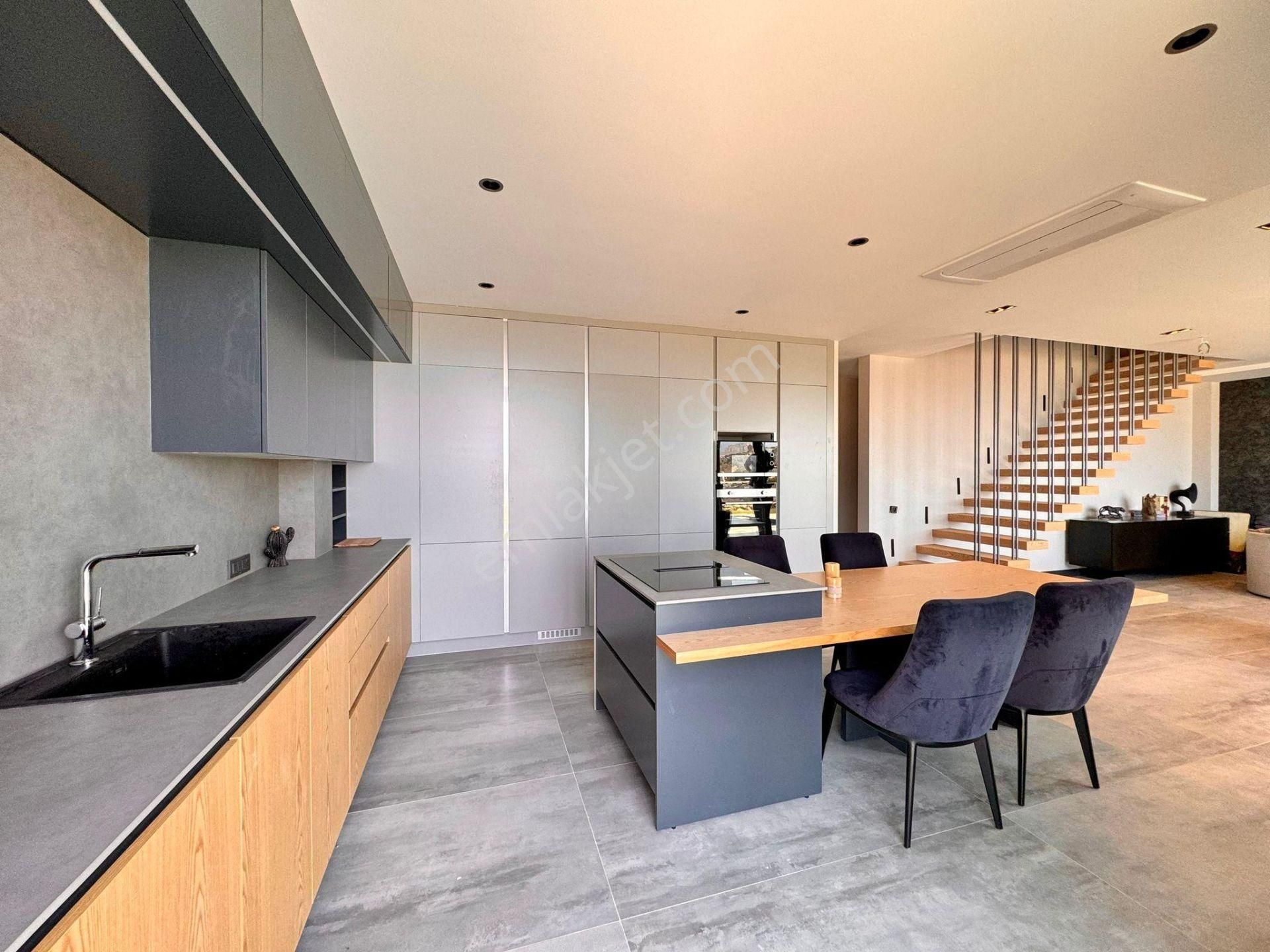 Bodrum Yalıkavak Satılık Özel Plajlı Deniz Manzaralı 4+1 Villa - Görsel 11