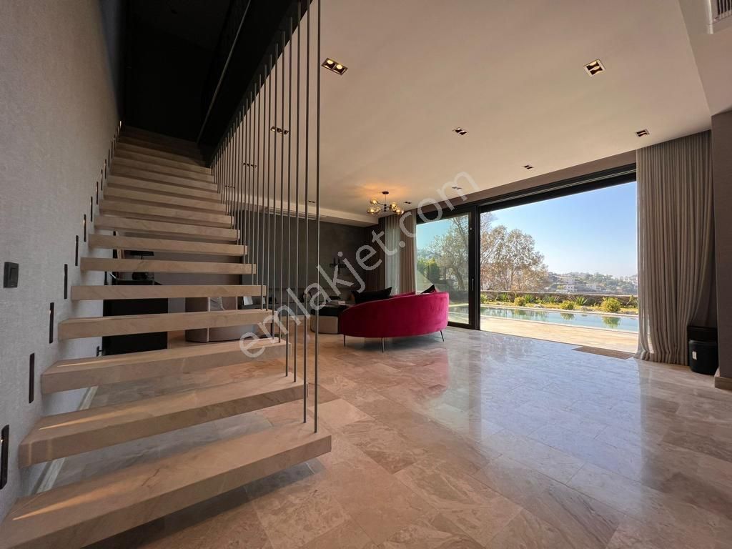 Bodrum Yalıkavak Satılık Özel Plajlı Deniz Manzaralı 4+1 Villa - Görsel 8