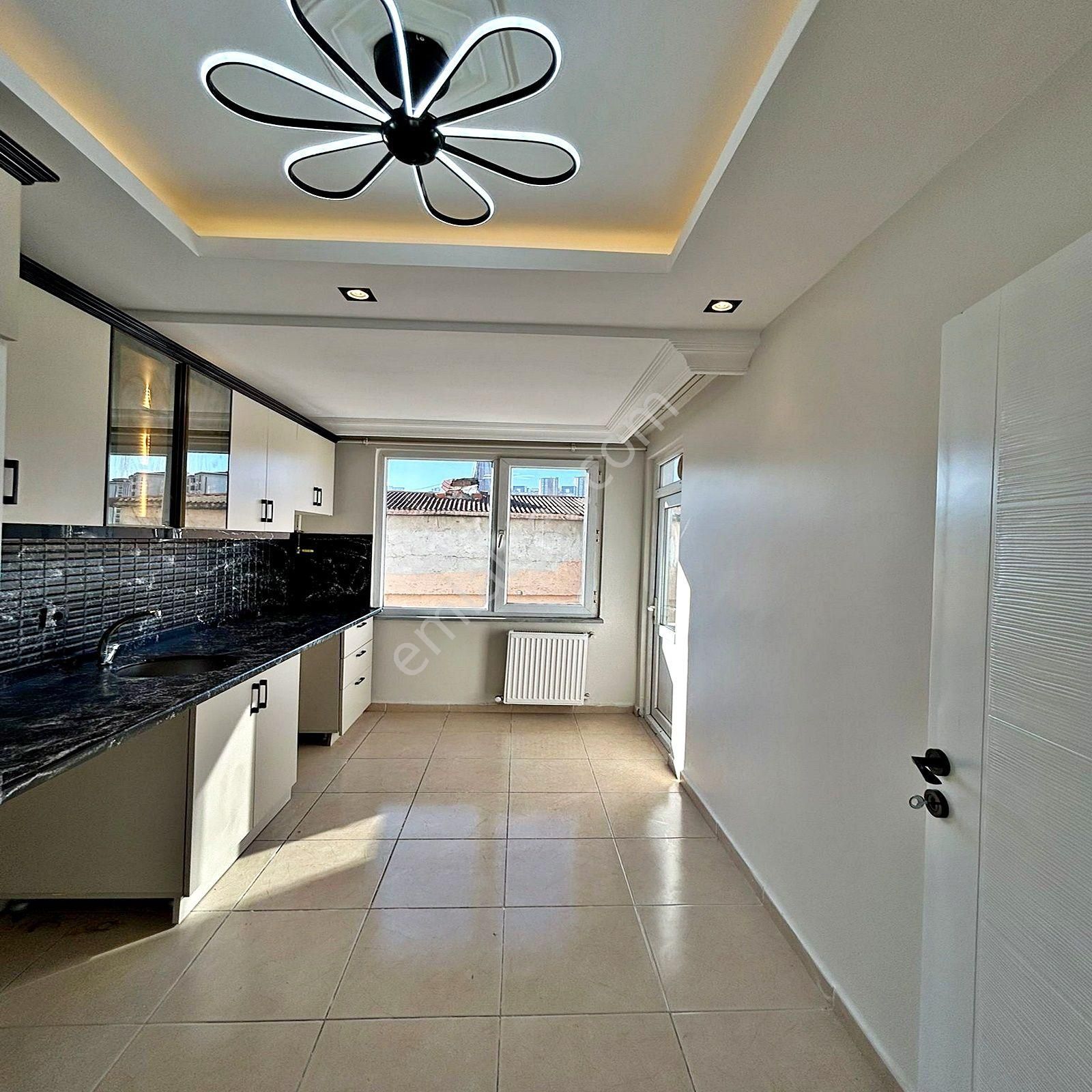 Esenyurt Pınar Mahallesinde 2+1 Lüks Satılık Ara Kat Daire - Görsel 3