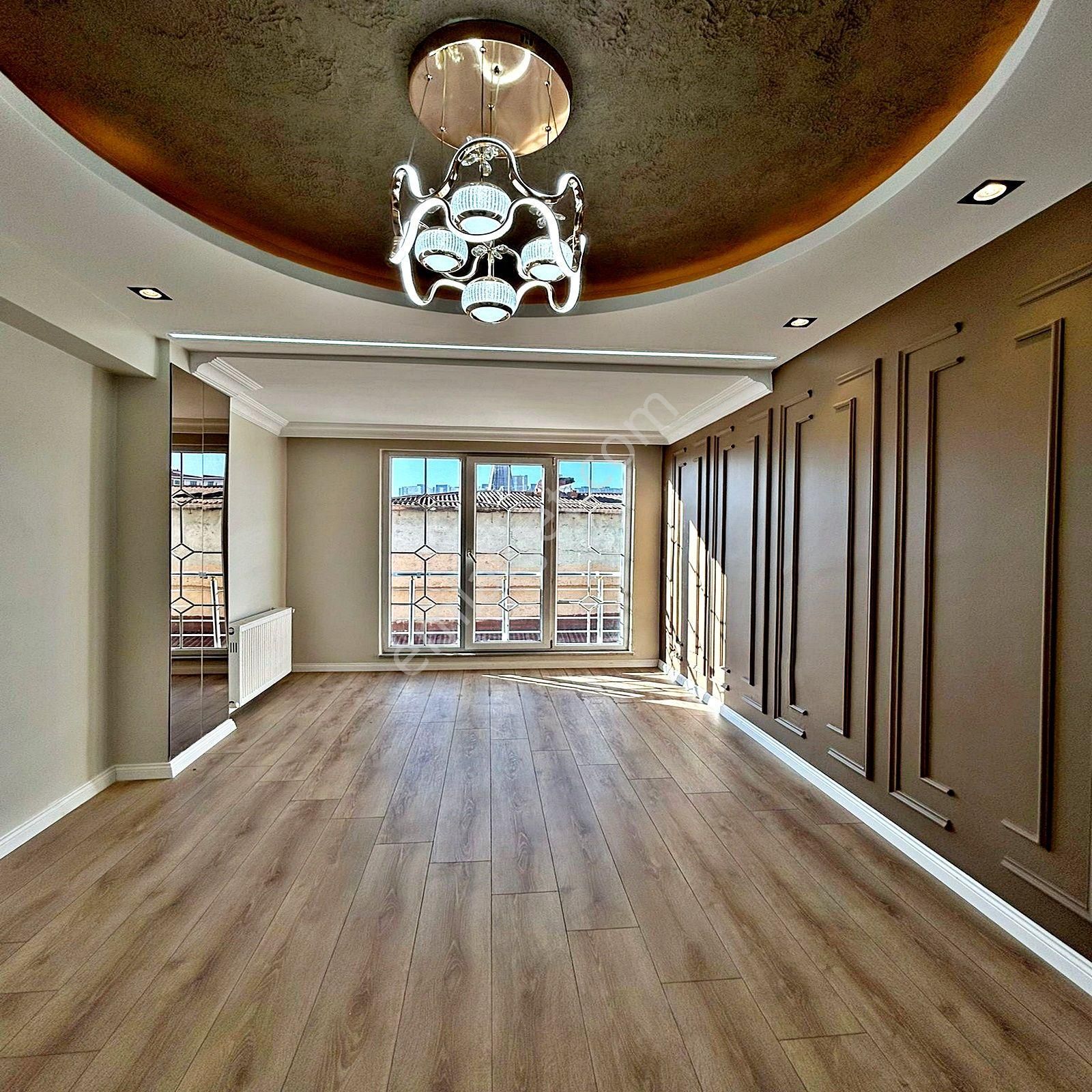 Esenyurt Pınar Mahallesinde 2+1 Lüks Satılık Ara Kat Daire