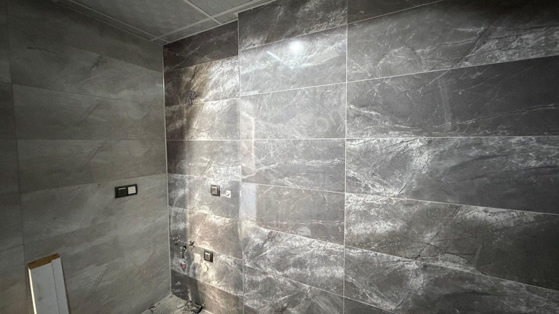 Kuşadası Güzelçamlı Merkezde Satılık 1+1 Sıfır Yapım Daire - Görsel 25