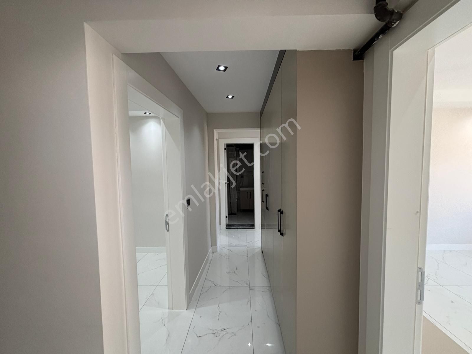 Myra Dan Sırakapılar Da Satılık 3+1 Daire - Görsel 18