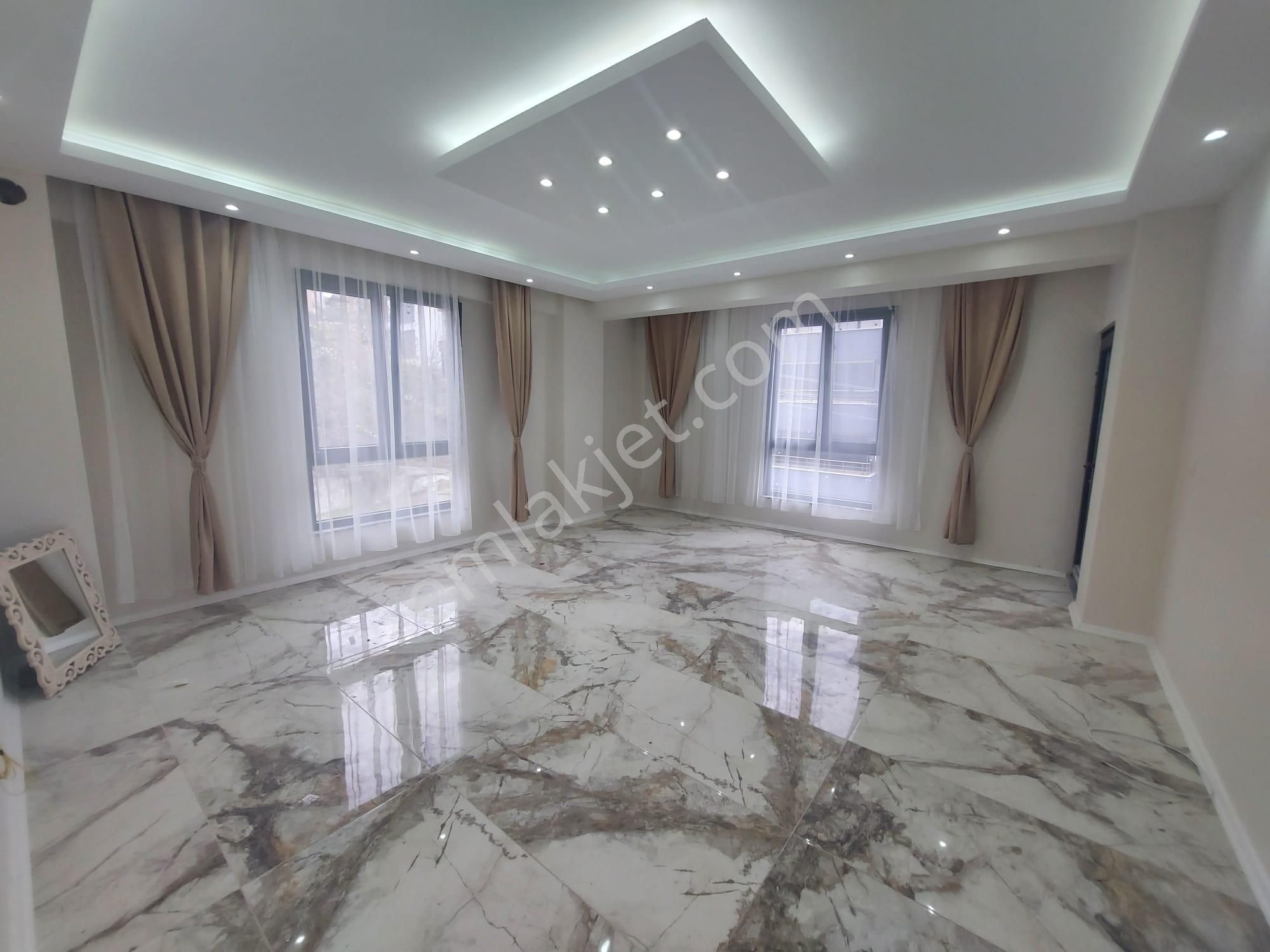 Serdivan Beşköprüde Asansörlü Yeni Ve Güzel Daire