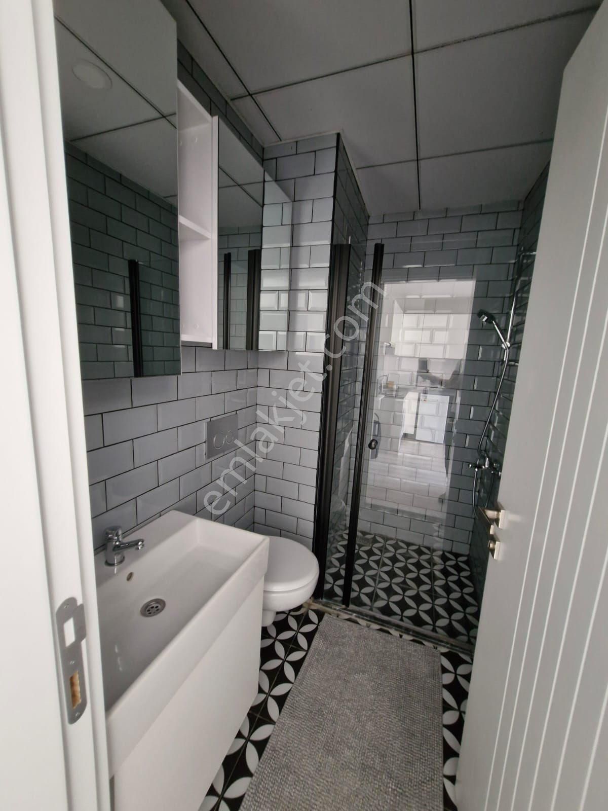 Lüks Site İçi Full Eşyalı 1+1 Kiralık - Görsel 32