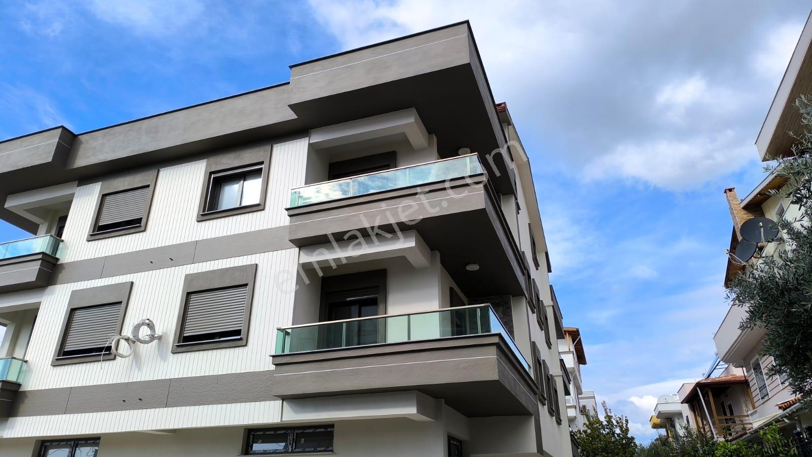 İzmi̇r Menderes Özdere De Satılık Ara Kat Dai̇re 2+1