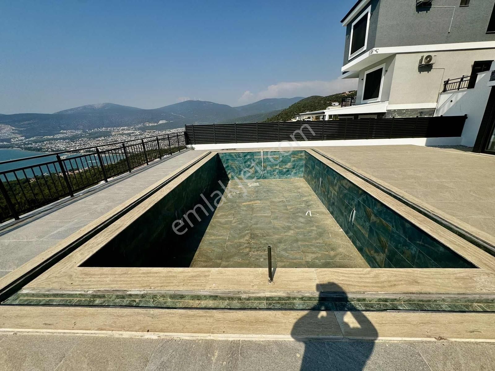 Emsallerinden Uygun Fiyatlı Lüks 4+1 Müstakil Villamız - Görsel 3