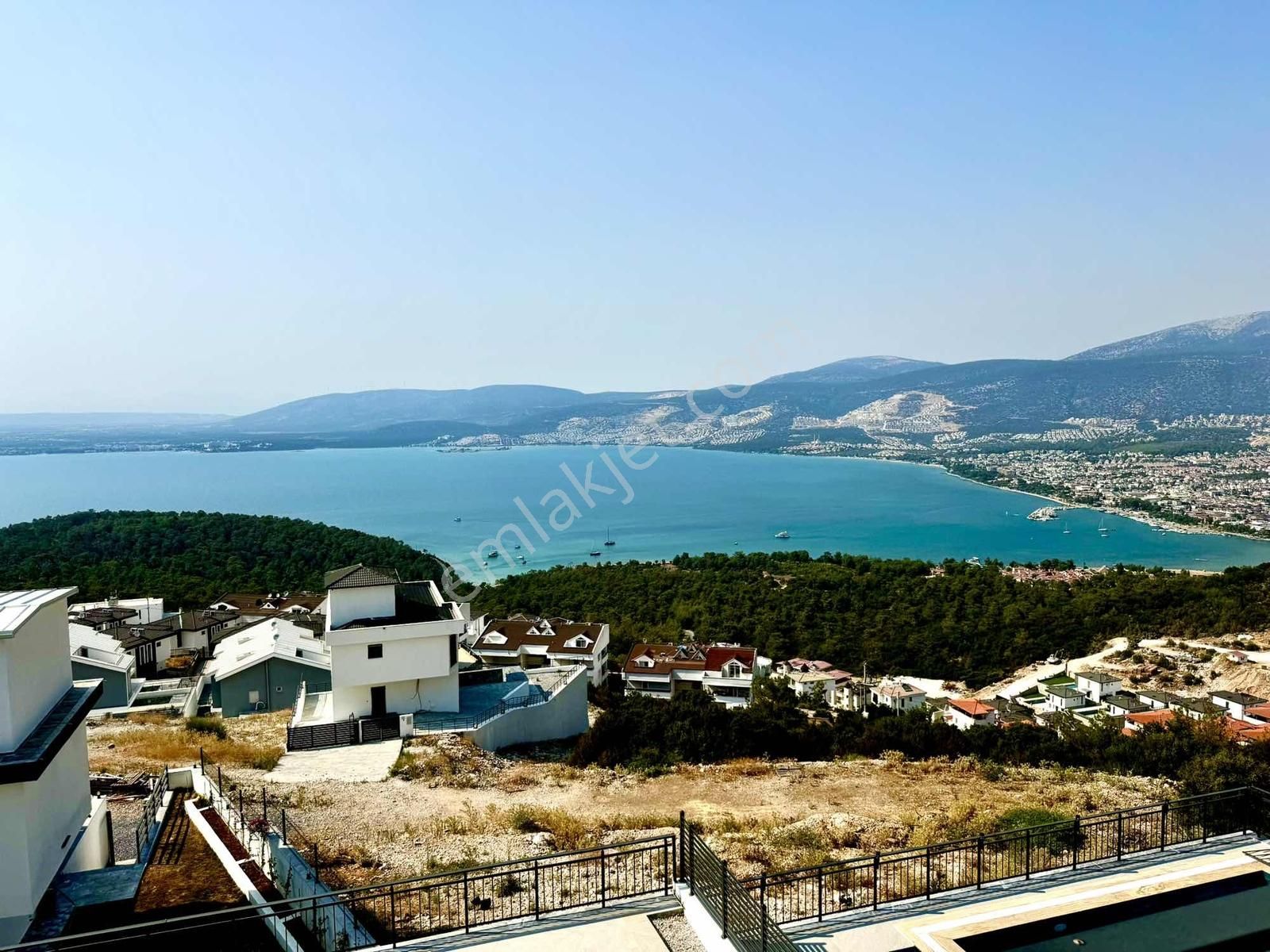 Emsallerinden Uygun Fiyatlı Lüks 4+1 Müstakil Villamız - Görsel 19