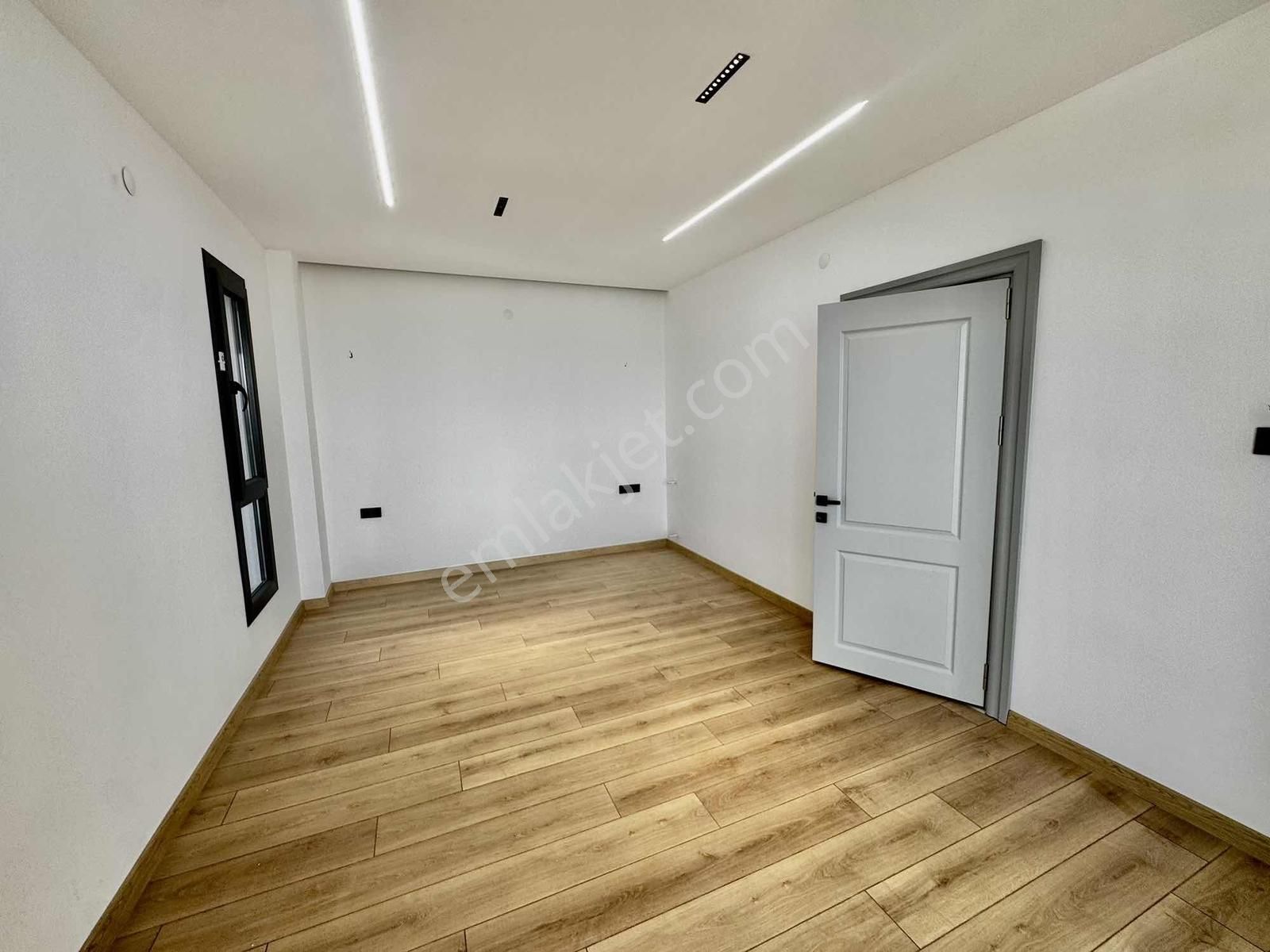 Emsallerinden Uygun Fiyatlı Lüks 4+1 Müstakil Villamız - Görsel 8