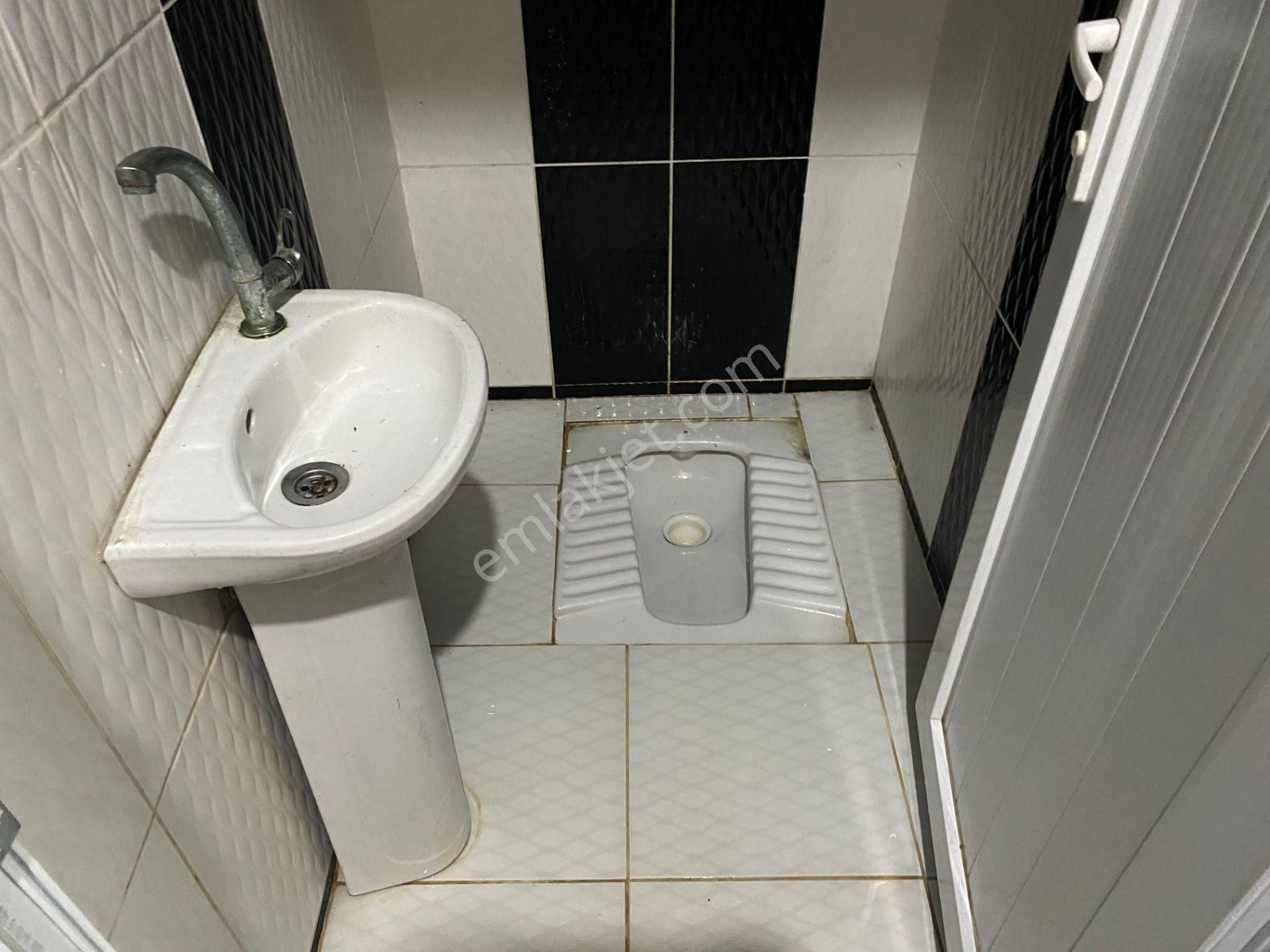 Avrupa Emlak Tan Esenler Kemer Mh 85m2+1 1.normal Kat,10 Yaş,iskanlı,krediye Uygun,tek Daire Üzerine - Görsel 16