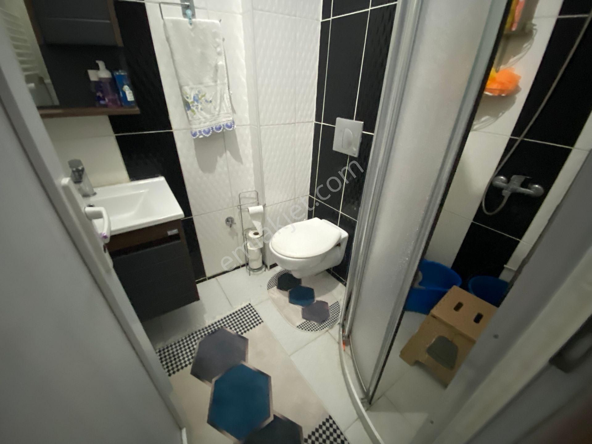 Avrupa Emlak Tan Esenler Kemer Mh 85m2+1 1.normal Kat,10 Yaş,iskanlı,krediye Uygun,tek Daire Üzerine - Görsel 15