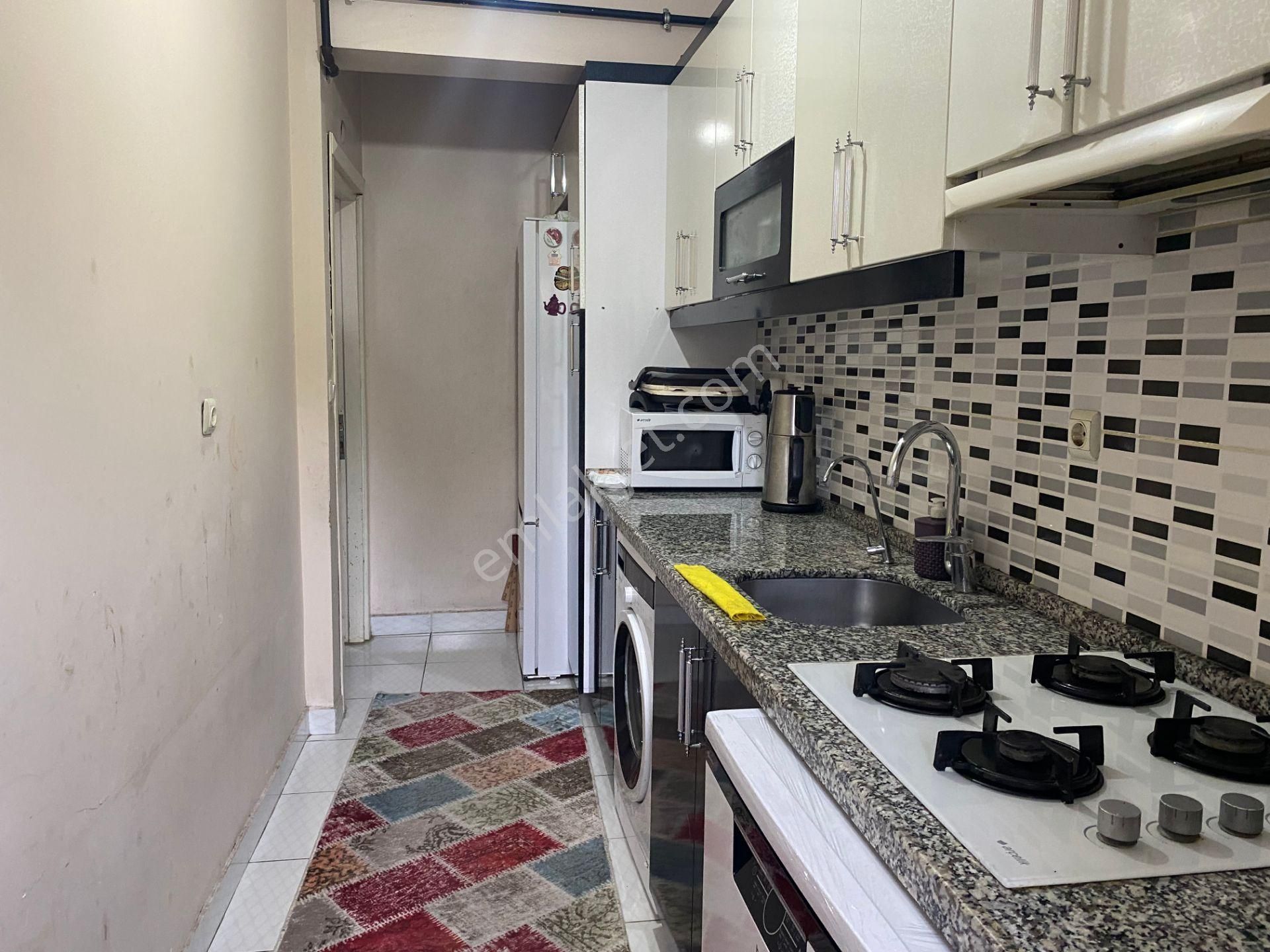 Avrupa Emlak Tan Esenler Kemer Mh 85m2+1 1.normal Kat,10 Yaş,iskanlı,krediye Uygun,tek Daire Üzerine - Görsel 5