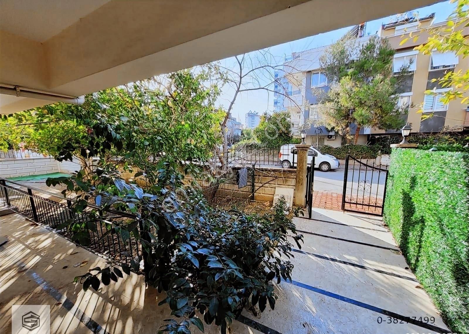 Antalya Muratpaşa Fener'de Ofis Olmaya Müsait Yola Cephe 1+1 - Görsel 28