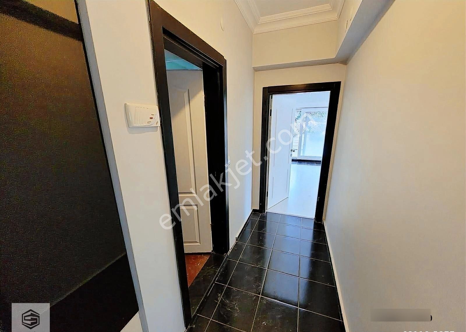 Antalya Muratpaşa Fener'de Ofis Olmaya Müsait Yola Cephe 1+1 - Görsel 13