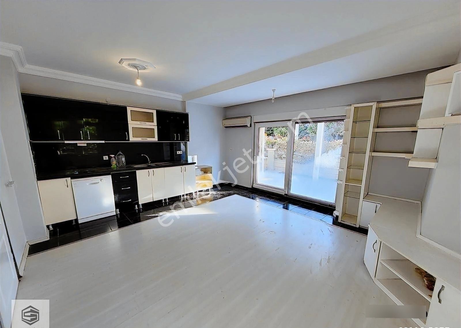 Antalya Muratpaşa Fener'de Ofis Olmaya Müsait Yola Cephe 1+1 - Görsel 15