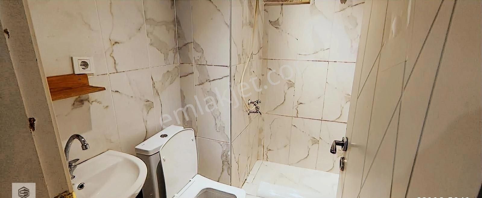 Meltem'de Adliye Yakını Adalet Sitesinde 2+1 Giriş Katı - Görsel 6