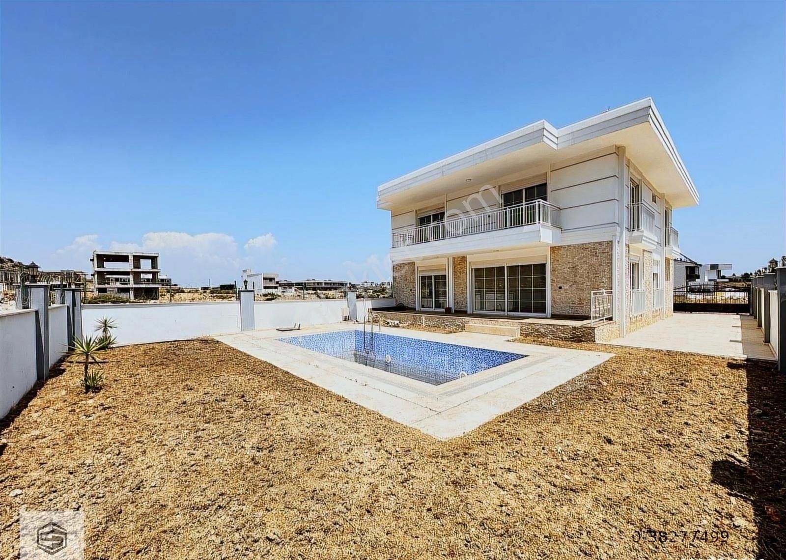 Antalya Aksu Kemerağzı'nda 400m2 Arsa İçerinde Havuzlu 5+1 Villa - Görsel 14