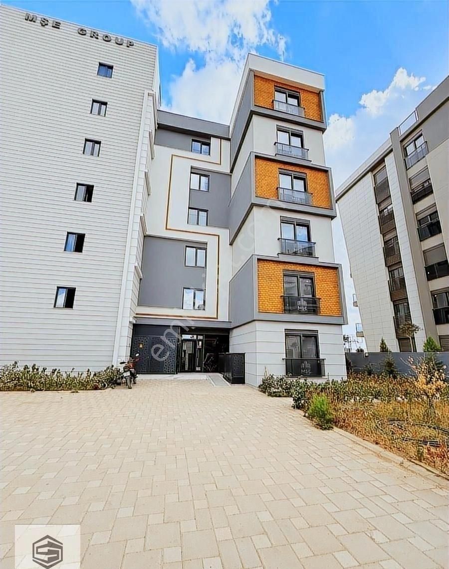 40 Lık Yola Yakın İskanlı Sorunsuz Binada Satılık - Görsel 13